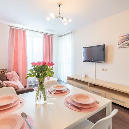 Apartamenty Prywatne W Hotelu Przy Plazy Diva Колобжег Экстерьер фото