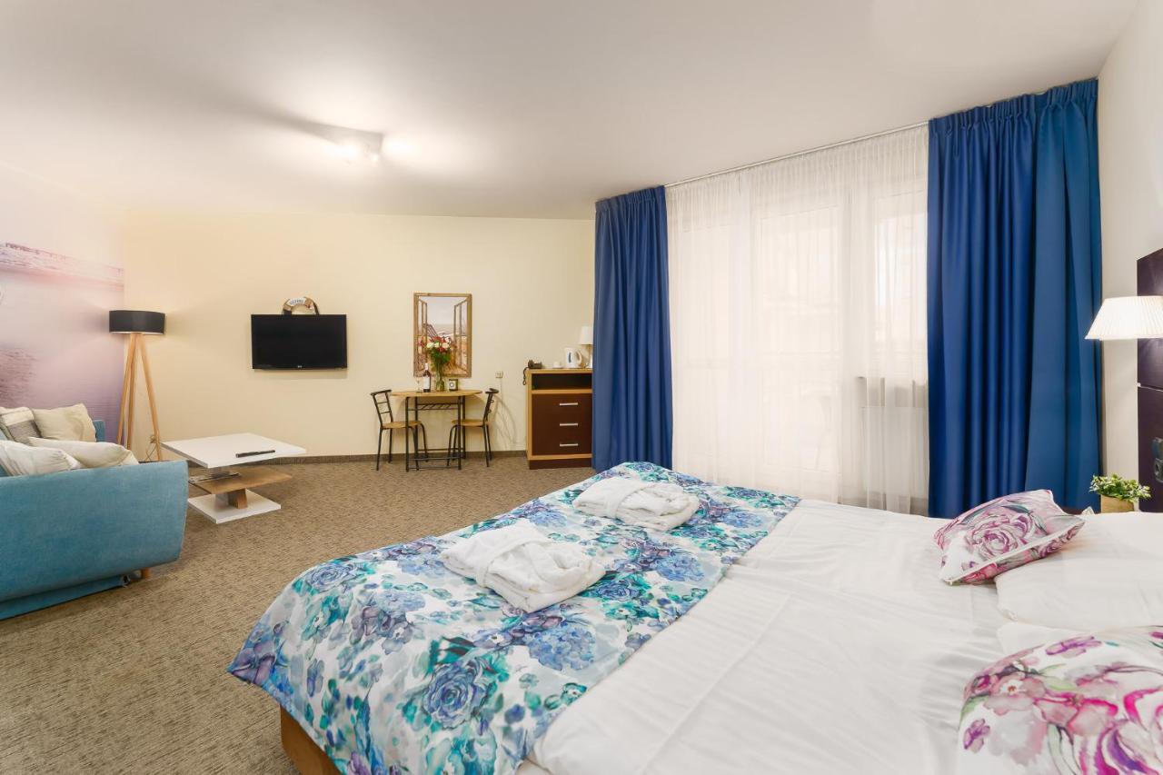 Apartamenty Prywatne W Hotelu Przy Plazy Diva Колобжег Экстерьер фото