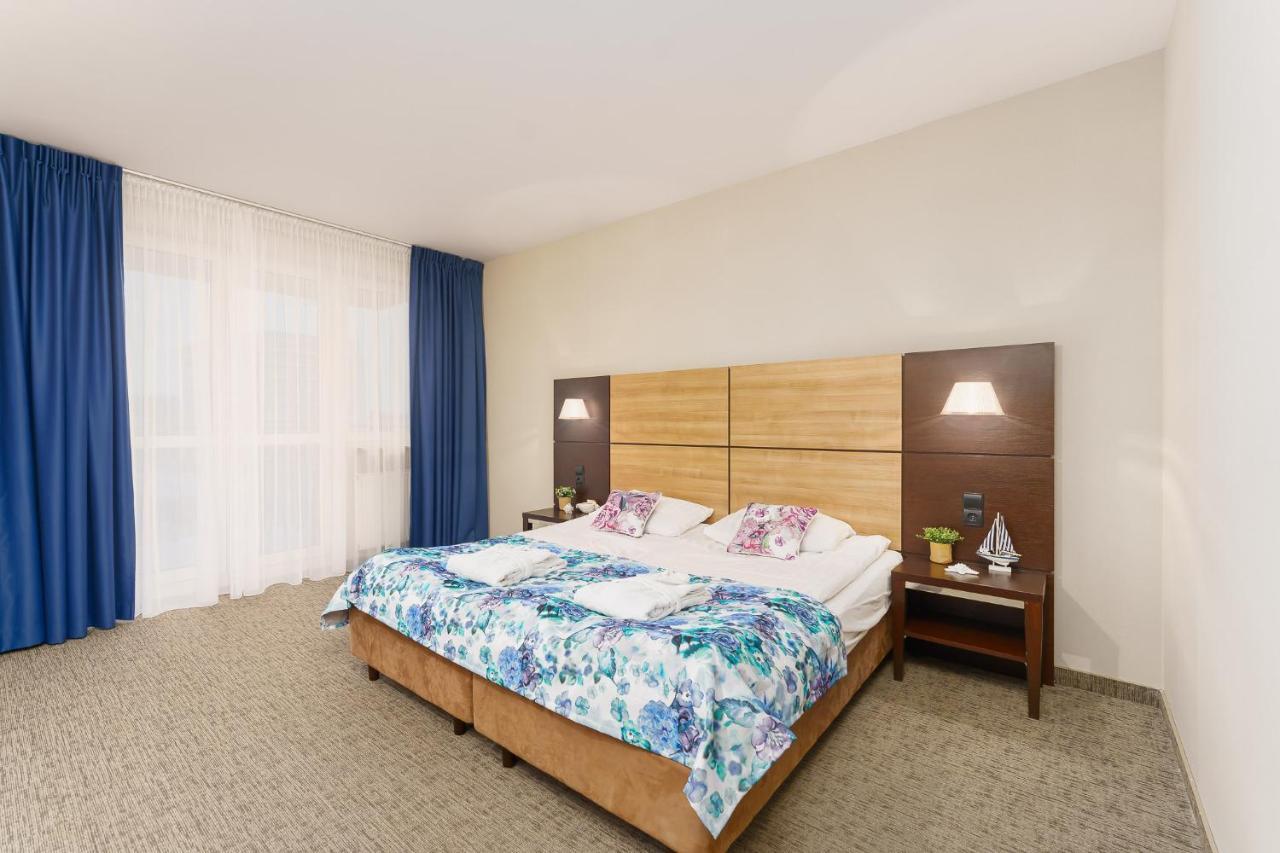 Apartamenty Prywatne W Hotelu Przy Plazy Diva Колобжег Экстерьер фото