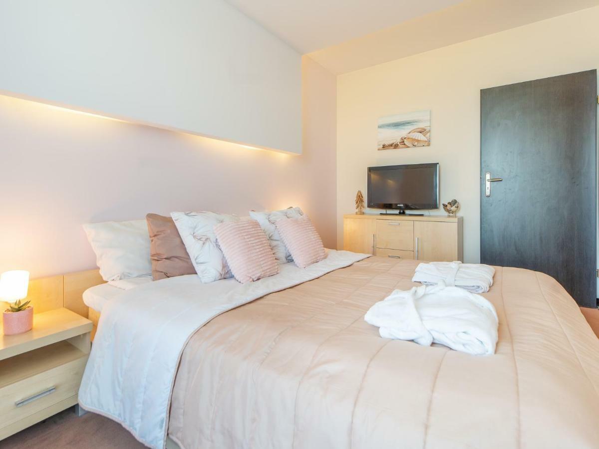 Apartamenty Prywatne W Hotelu Przy Plazy Diva Колобжег Экстерьер фото